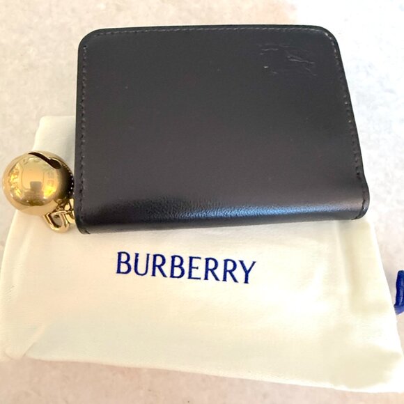 Burberry EKD Black Leather zip Wallet 8079212 - Picture 9 of 14